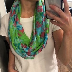 Lilly print infinity scarf